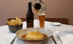 A Regaleira renasce no Porto: a casa da verdadeira francesinha está de volta